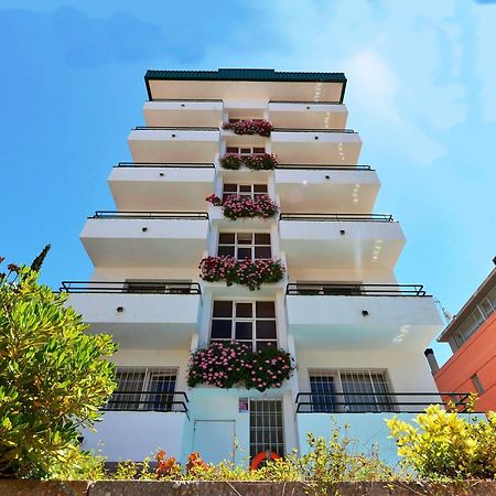 Hostal Magnolia Lloret de Mar Exteriör bild