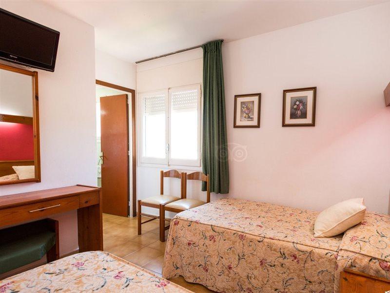 Hostal Magnolia Lloret de Mar Exteriör bild