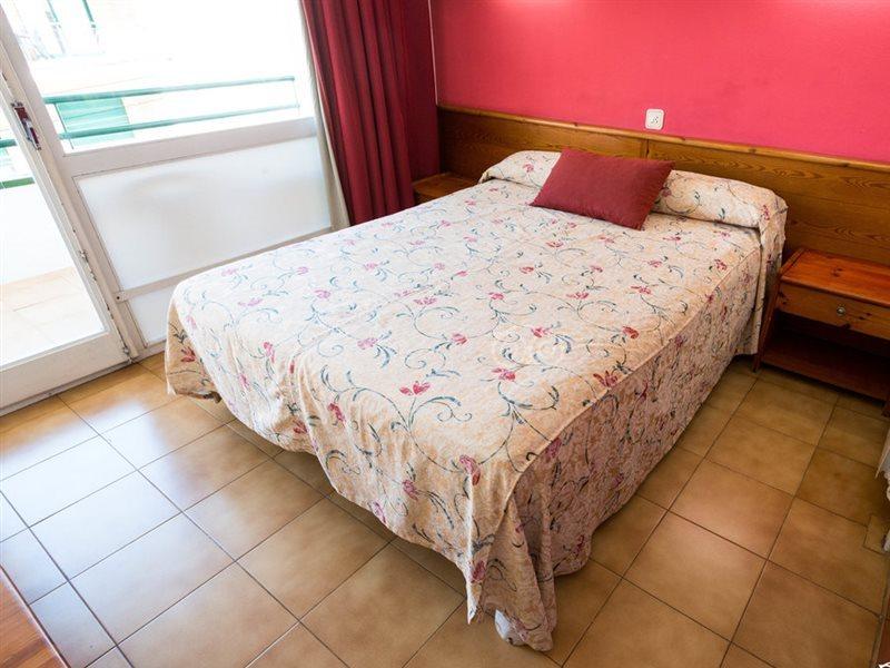 Hostal Magnolia Lloret de Mar Exteriör bild
