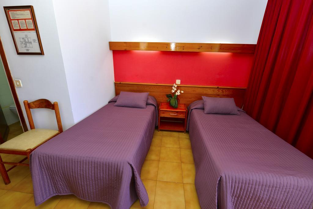 Hostal Magnolia Lloret de Mar Exteriör bild